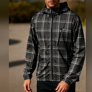 Columbia Men's Size M Black & Gray Plaid Windbreaker Jacket
